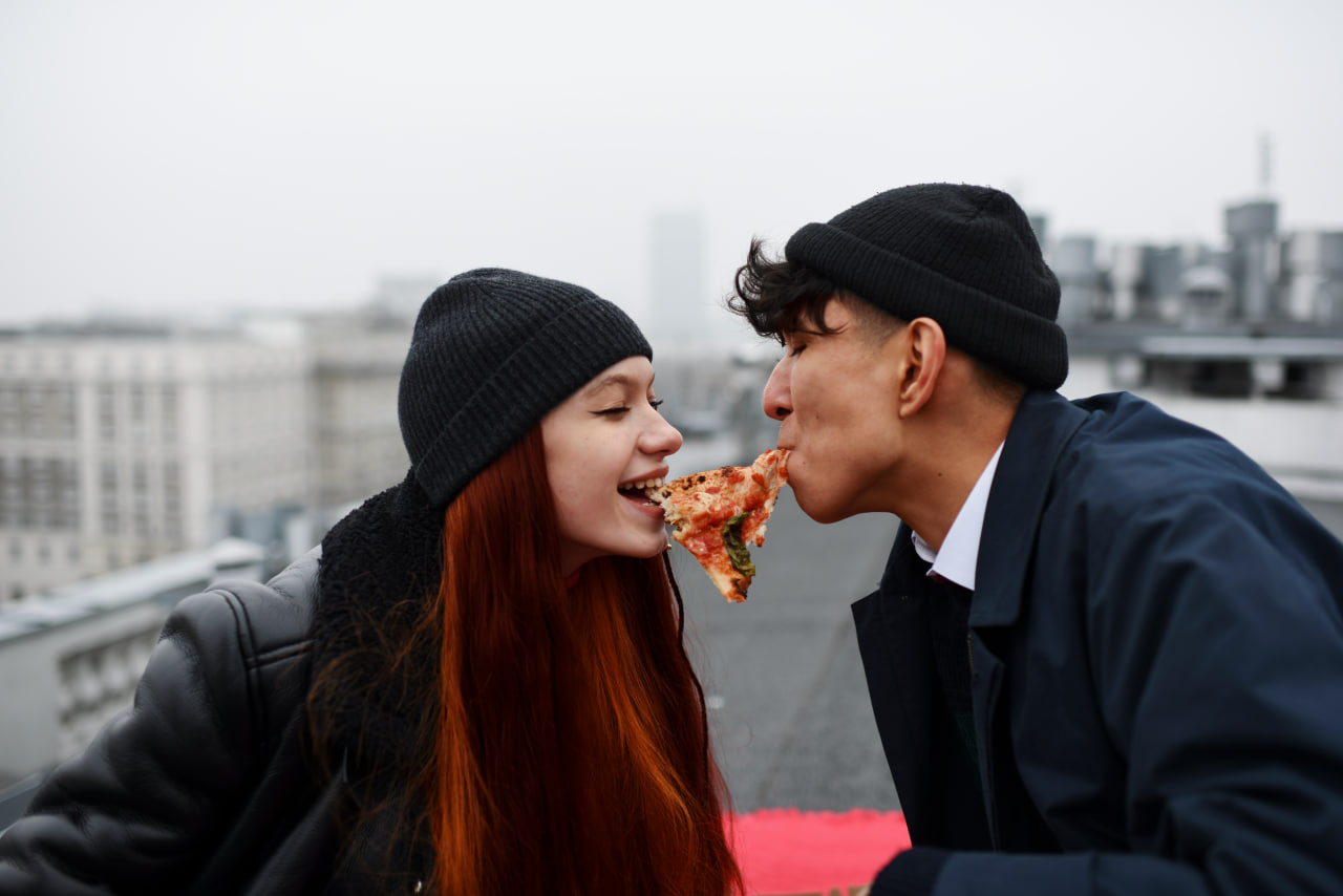 What Percentage of Couples Meet Online Today