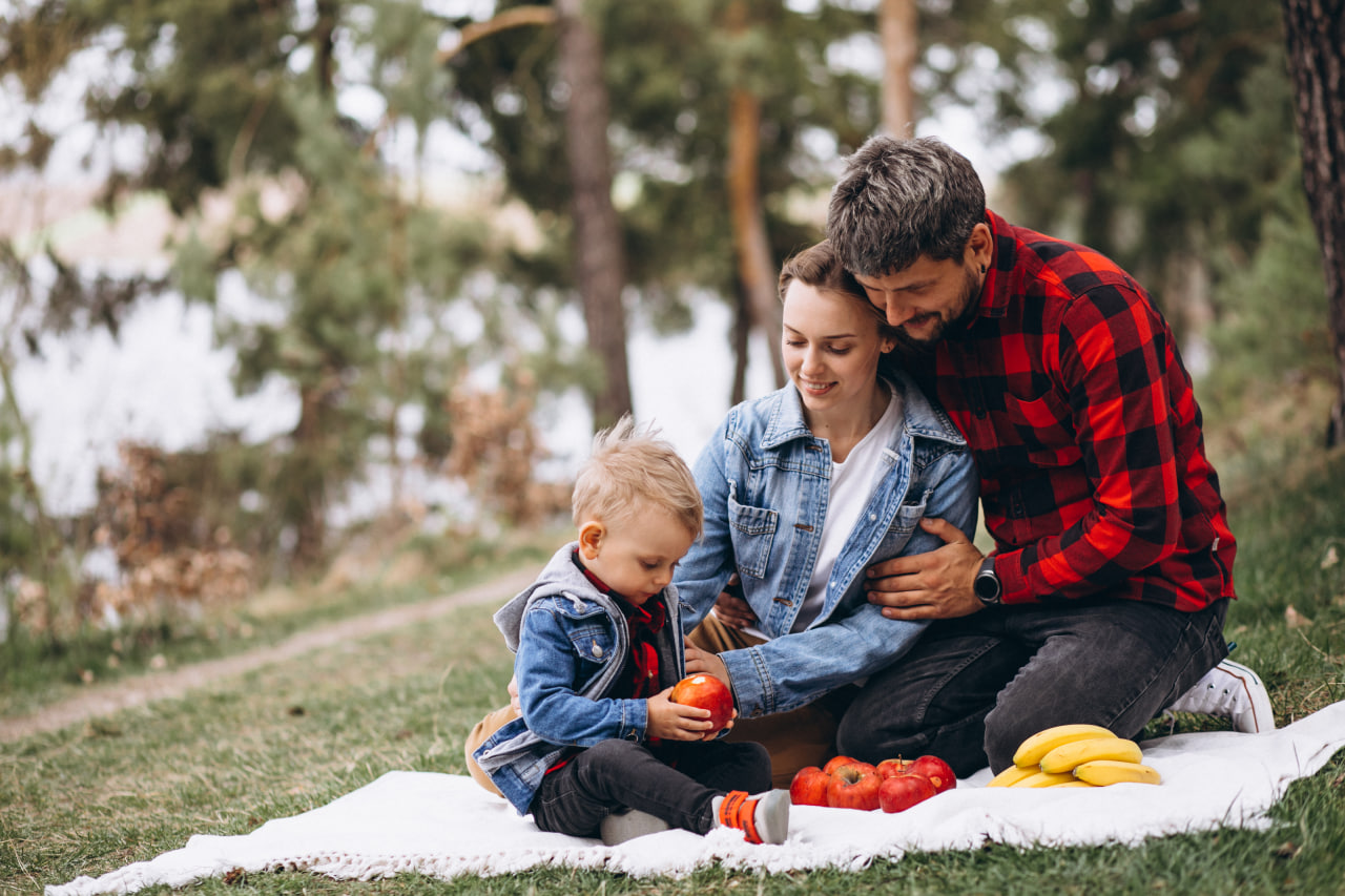 Dating a Man with Kids: Red Flags and How to Build a Healthy Connection