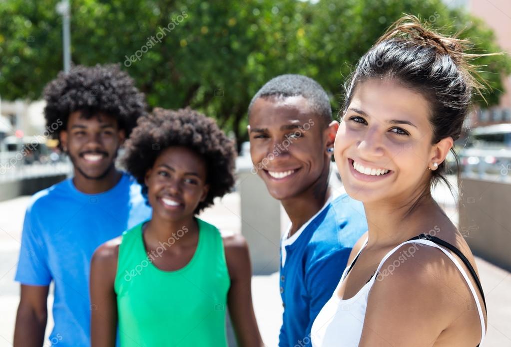Relacionamento Online na Brasileira