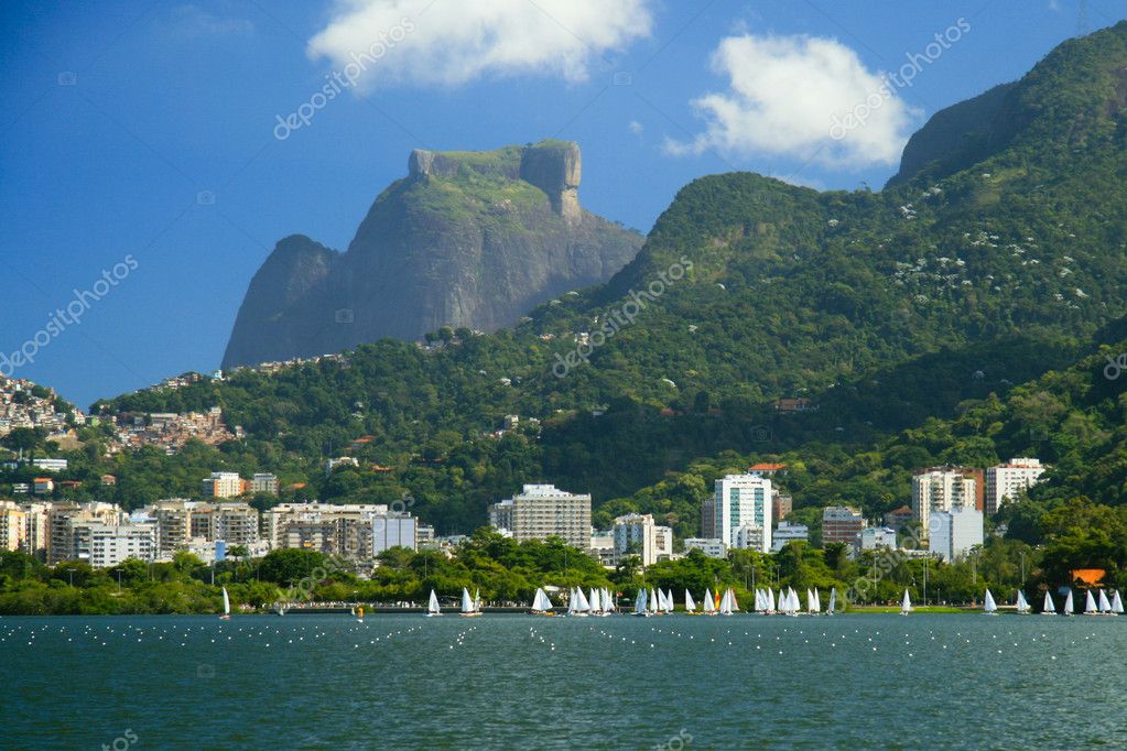 Relacionamento Online na Lago da Pedra