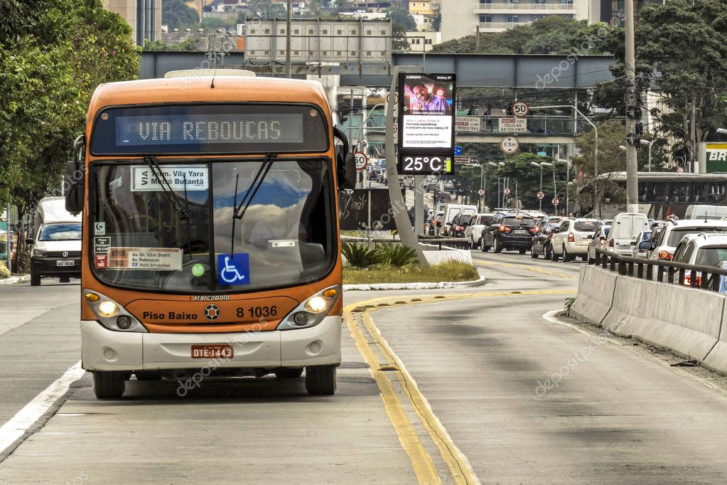 Relacionamento Online na Rebouças