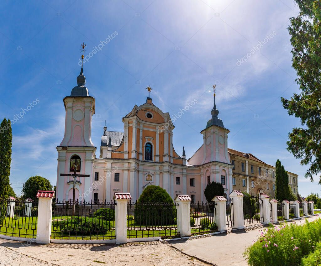 Онлайн знайомства в Ізяслав