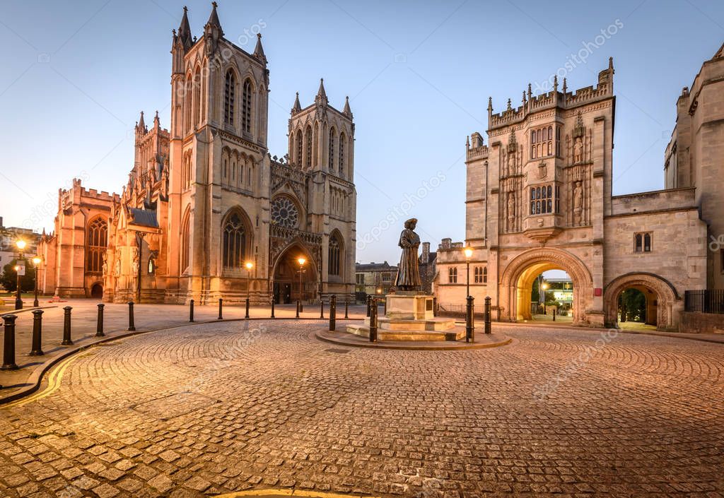 Online dating in Bristol