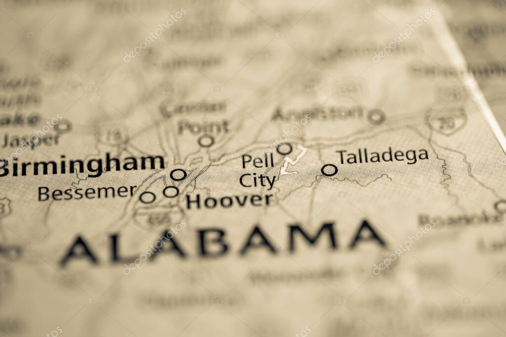 Online dating in Pell City