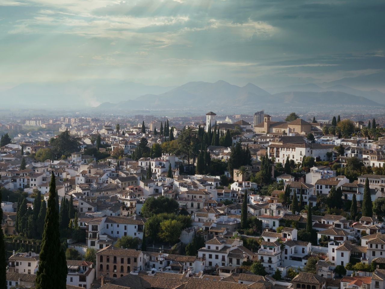 Explora el chat gay en Granada con Kismia