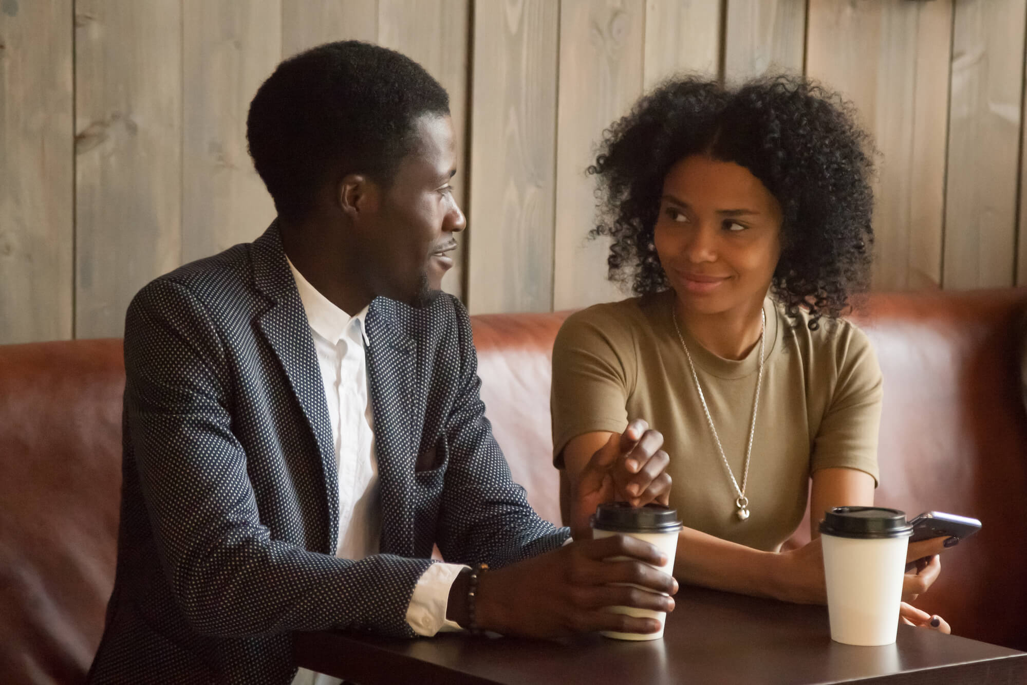 Site de relacionamento com homens negros