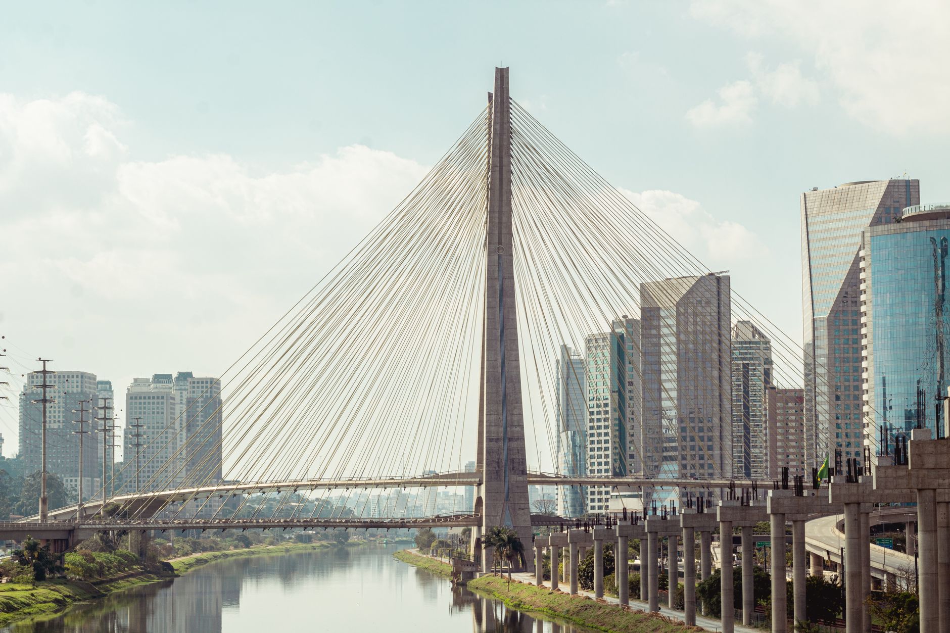 Pinheiro tem gente querendo companhia e conversa sincera