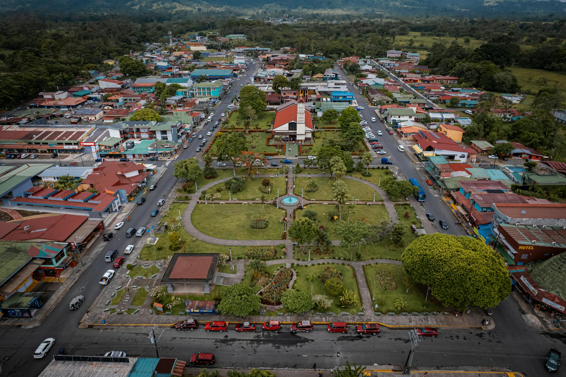 ¿Por qué usar la plataforma de citas Kismia en Alajuela?