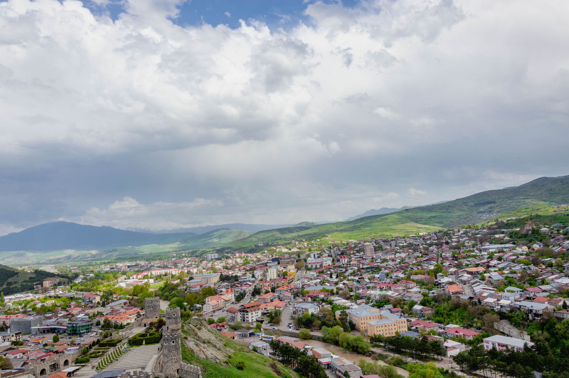 Your next step toward meeting someone in Gori