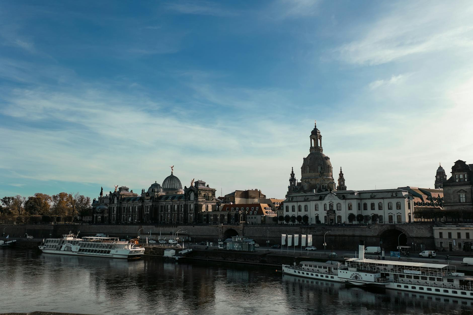Warum Kismia Dating-Service in Dresden nutzen?