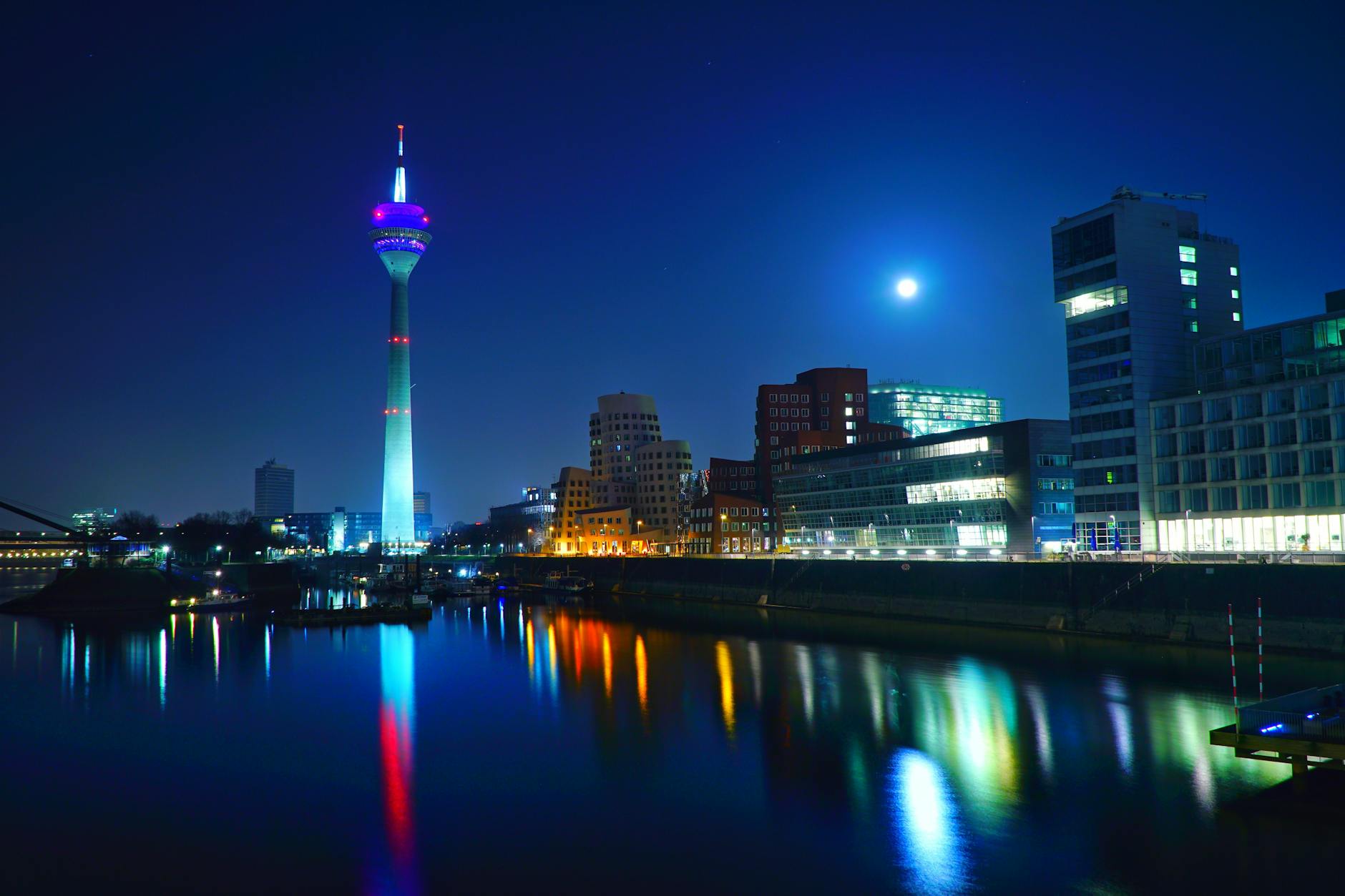 Warum Kismia Dating-Plattform in Düsseldorf nutzen?