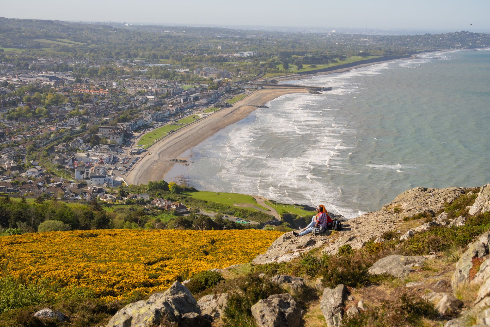 What does dating look like in Bray?