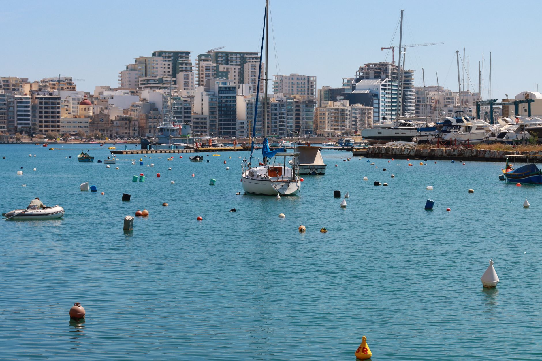 Meeting people in Birkirkara starts with a profile and a message