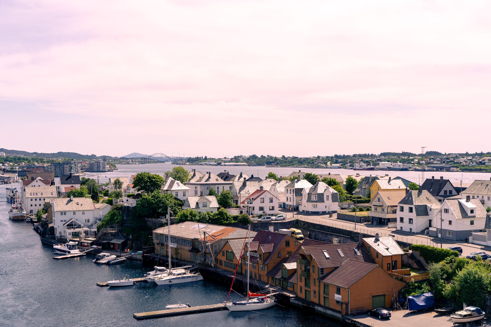 Find people and connect in Haugesund