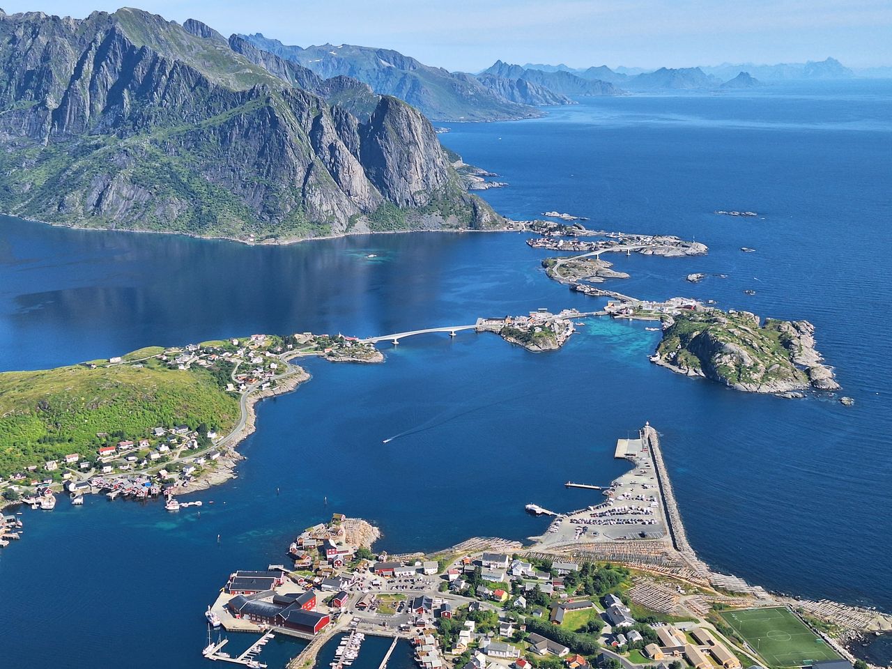 Why do singles in Norway choose this dating platform?