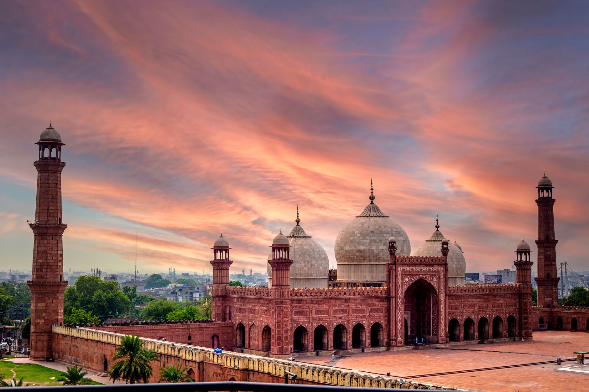 Lahore singles are seeking genuine connections