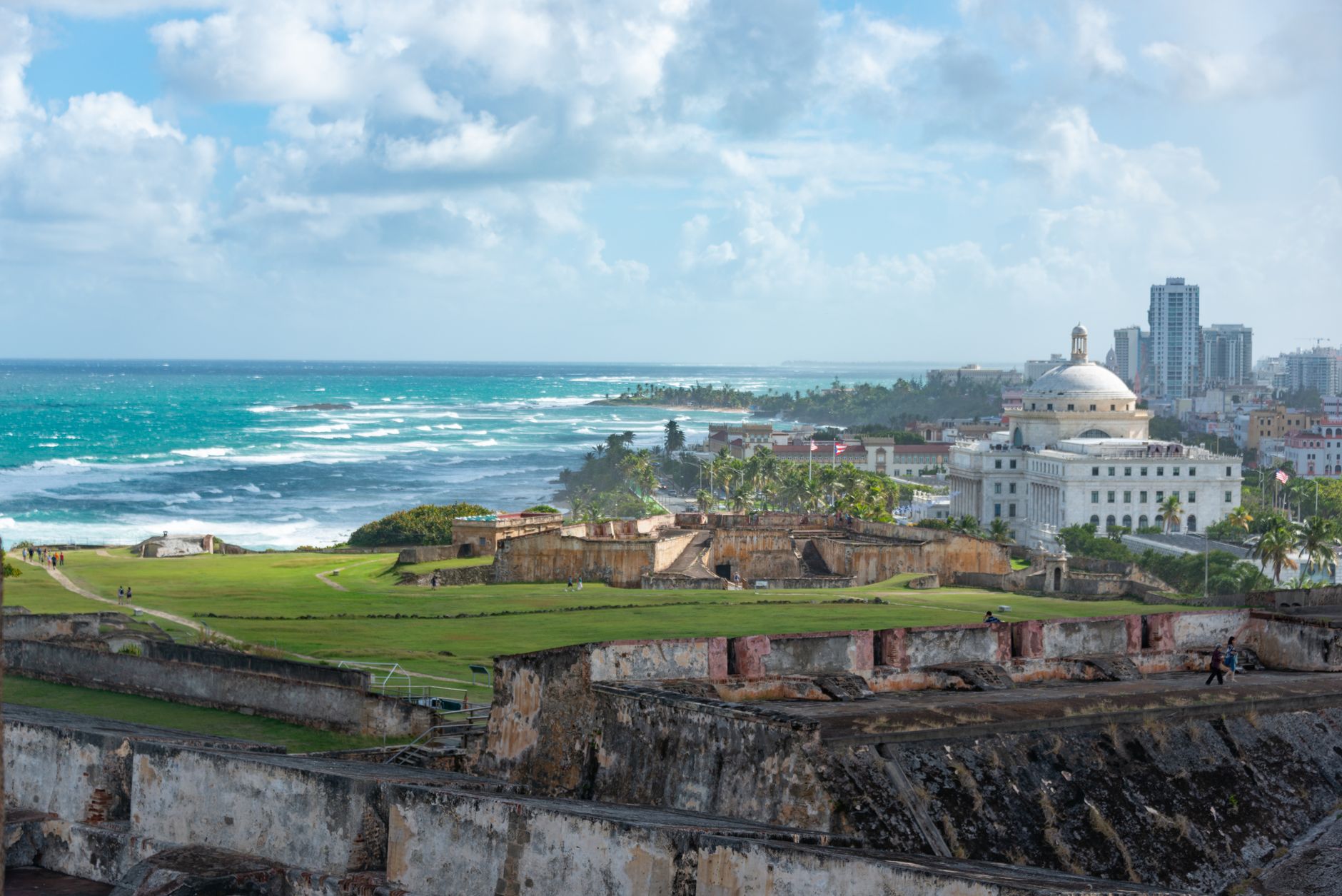 Conéctate con solteros en San Juan