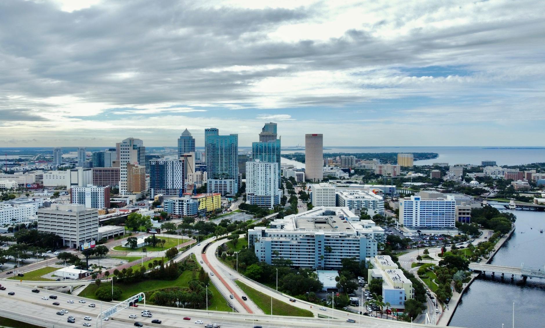 ¿Por qué usar el sitio de citas Kismia en Tampa?